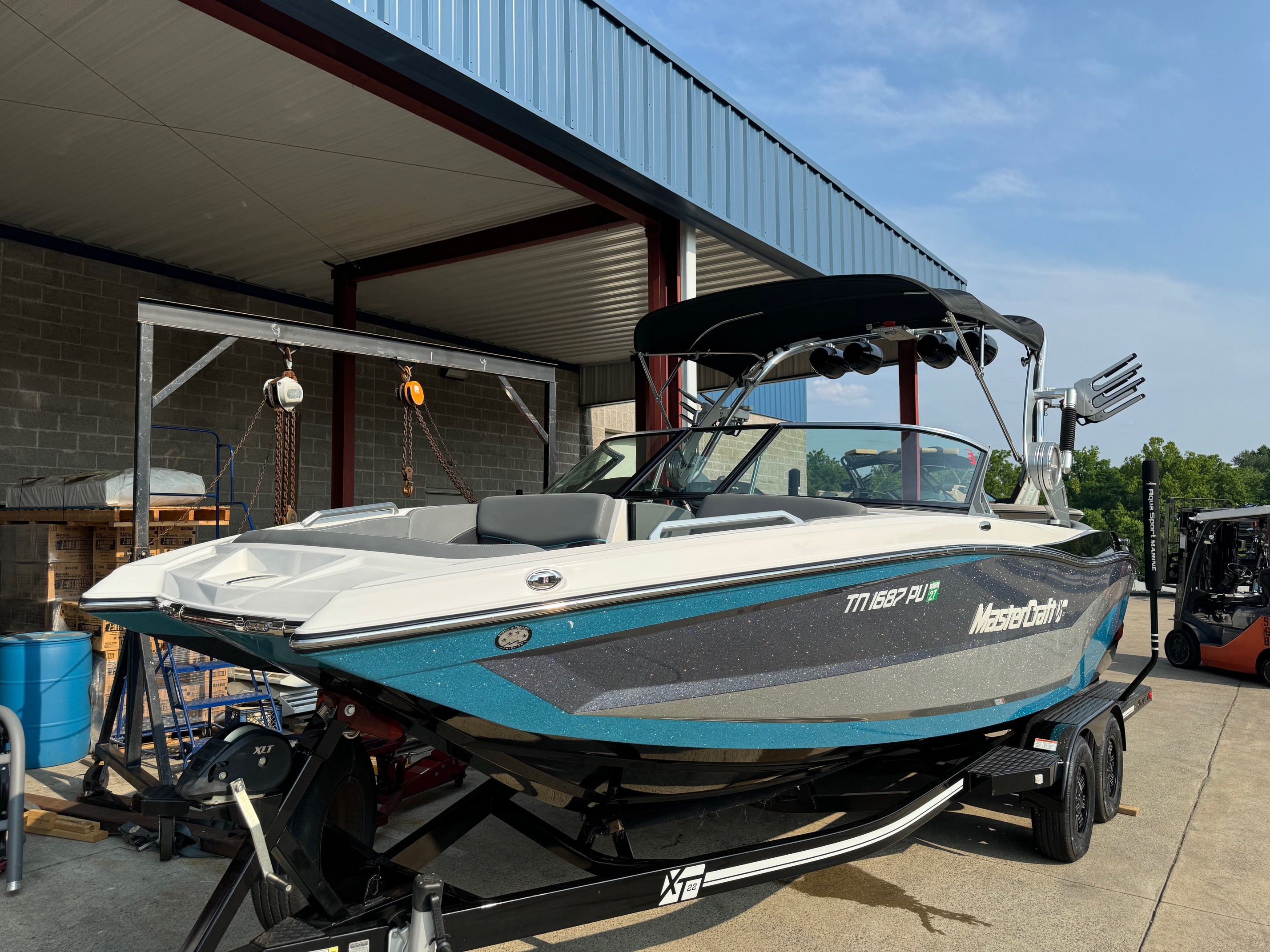 2019 MasterCraft XT22 Icon